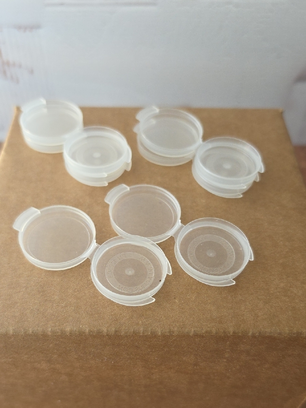 Clear Plastic Paint Pot Caps - Pack of 8